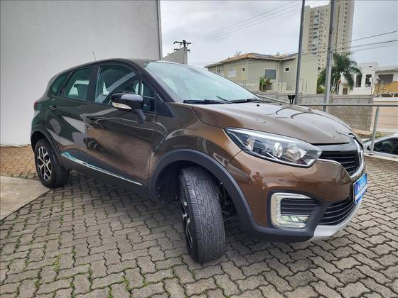 RENAULT CAPTUR 2.0 16V HI-FLEX INTENSE AUTOMÁTICO